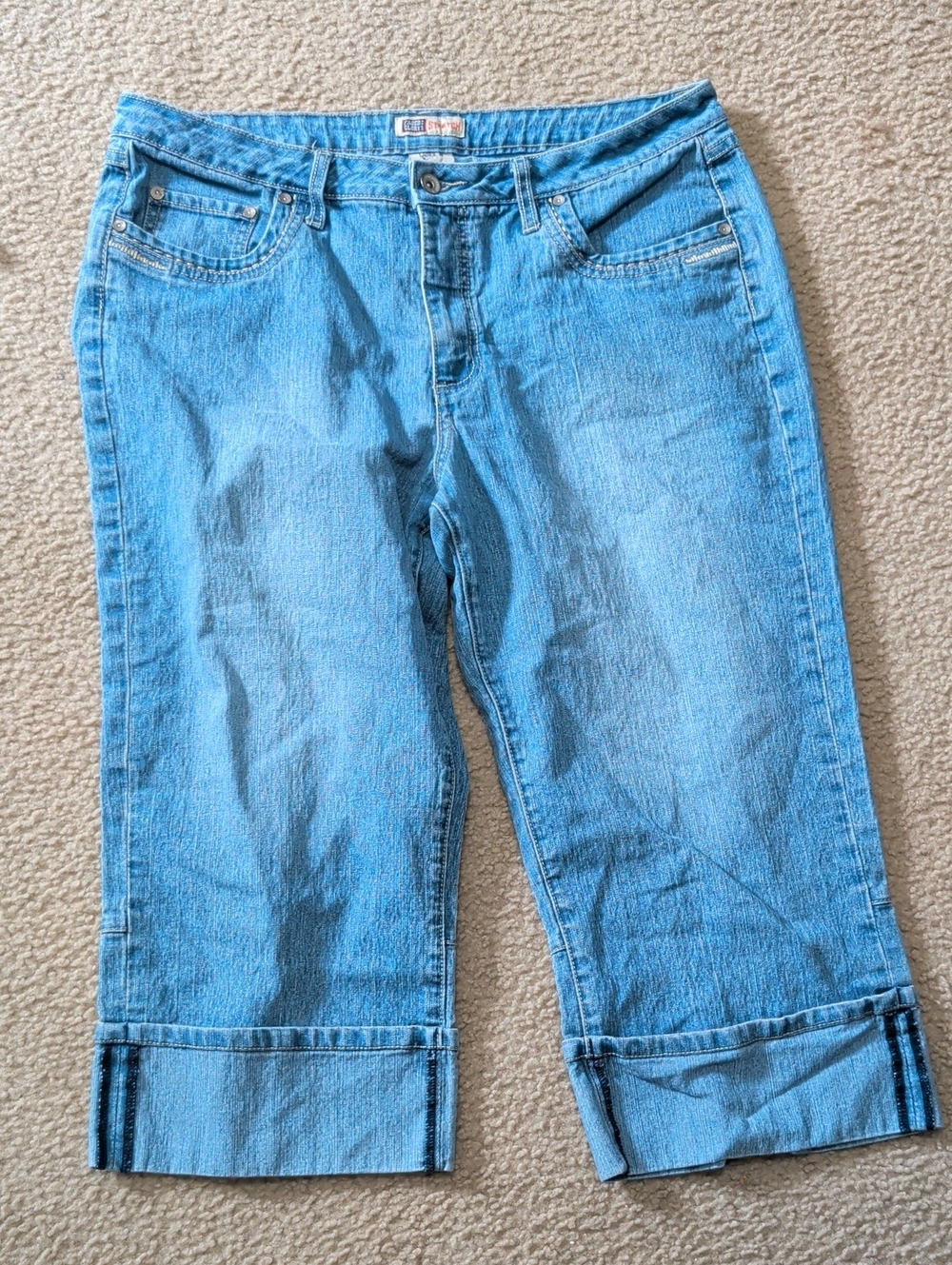Faded Glory Light Blue Cropped Capri Jeans